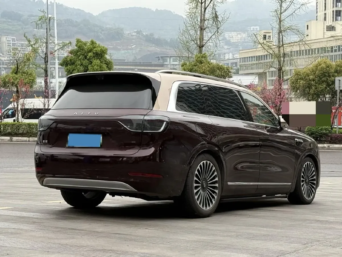 2025 AITO AITO M9 REEV 160HP REEV 52KWH,autocango,china used car exporter,china ev exporter,chinese used car exporter,chinese used ev exporter