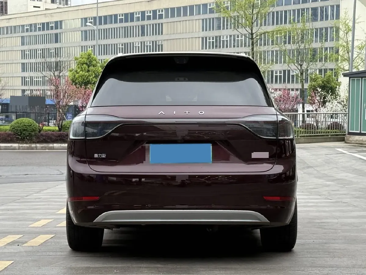 2025 AITO AITO M9 REEV 160HP REEV 52KWH,autocango,china used car exporter,china ev exporter,chinese used car exporter,chinese used ev exporter