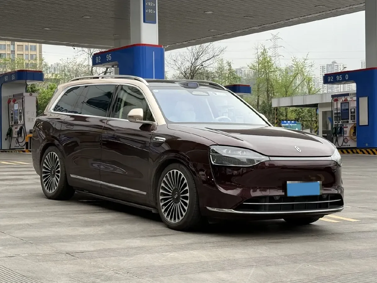 2025 AITO AITO M9 REEV 160HP REEV 52KWH,autocango,china used car exporter,china ev exporter,chinese used car exporter,chinese used ev exporter