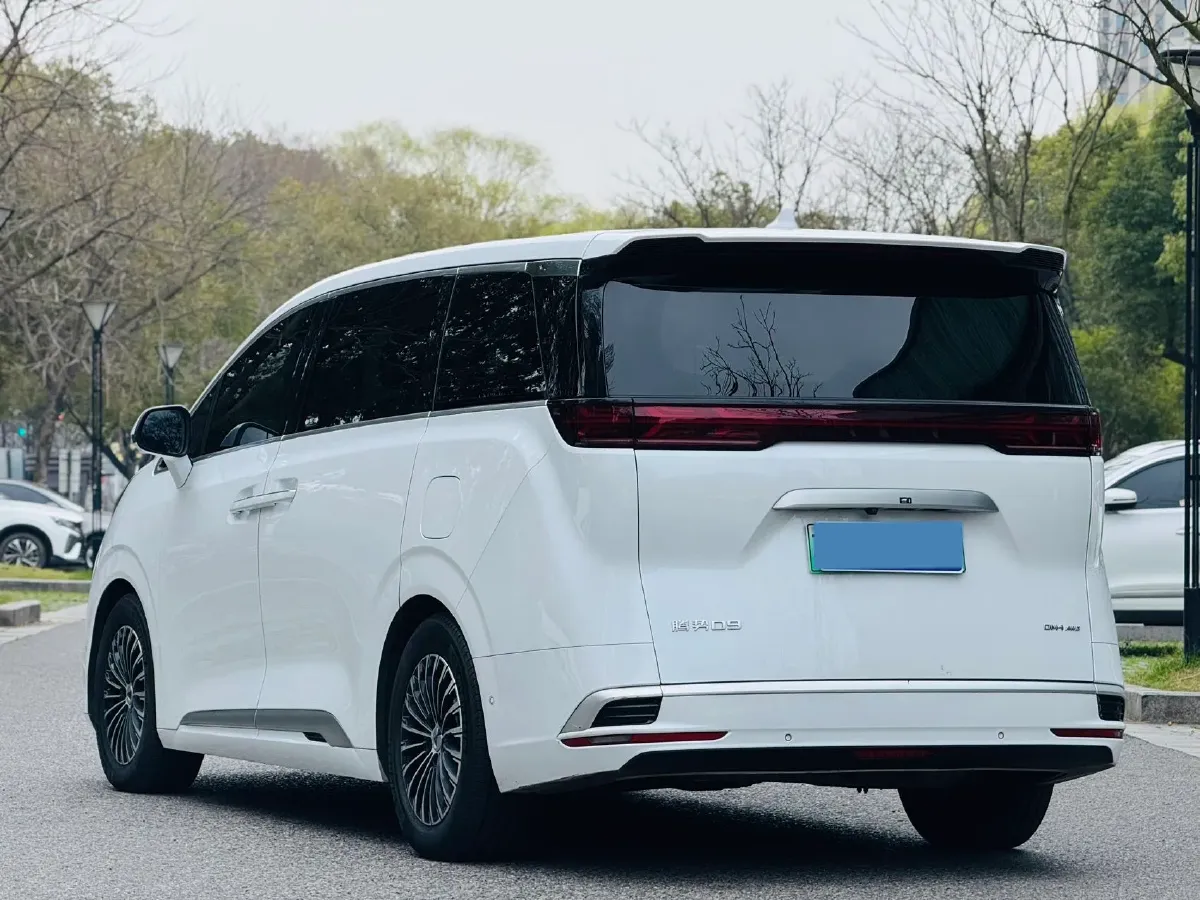 2024 Denza D9 1.5T 139HP L4 E-CVT PHEV 40KWH,autocango,china used car exporter,china ev exporter,chinese used car exporter,chinese used ev exporter