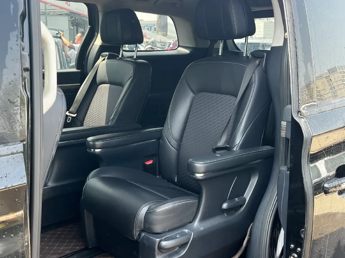 2023 GAC Trumpchi M8 2.0T 252HP L4 8AT,autocango,china used car exporter,china ev exporter,chinese used car exporter,chinese used ev exporter