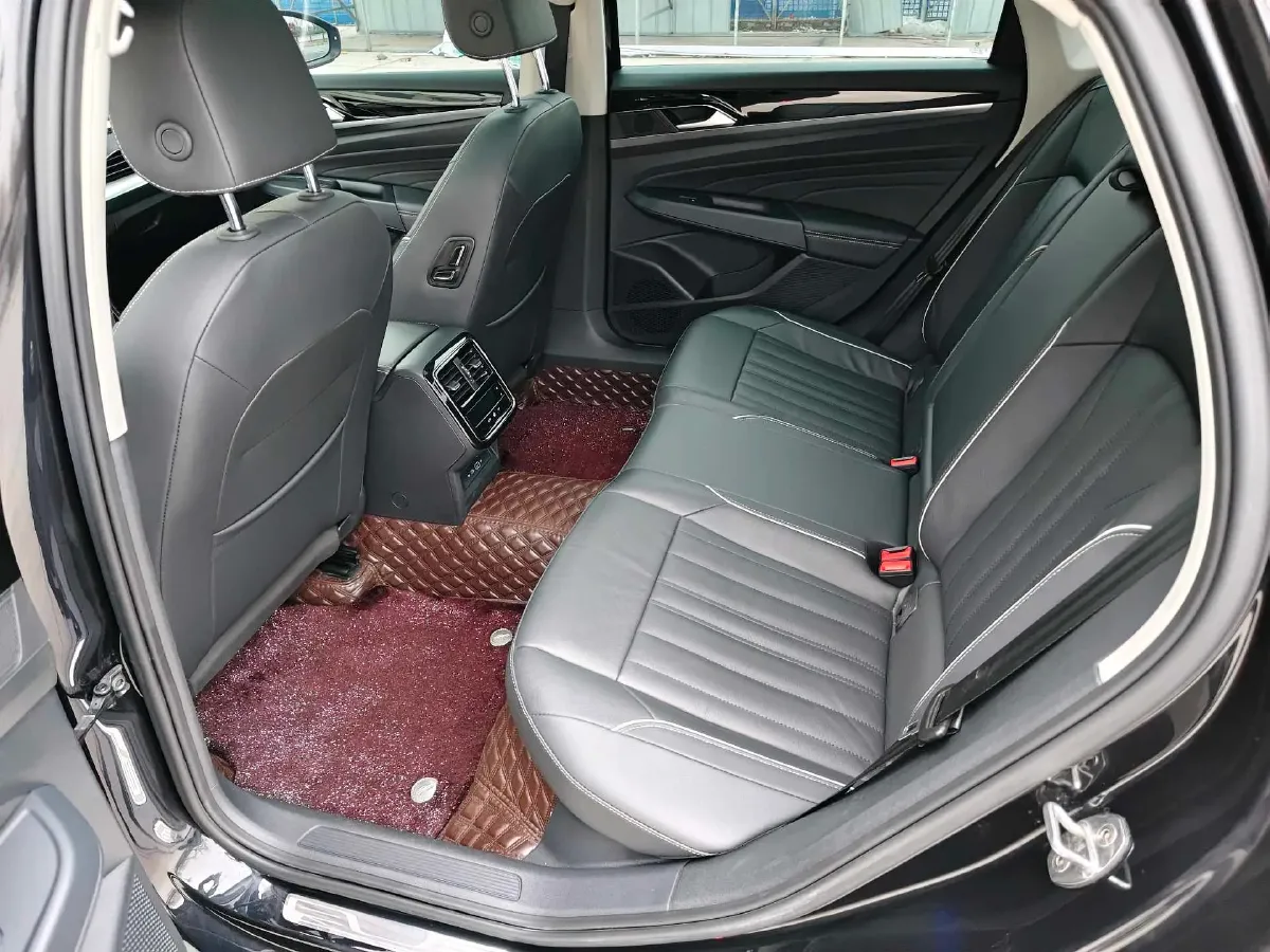 2022 Skoda Kodiak GT 2.0T 186HP L4 7DCT,autocango,china used car exporter,china ev exporter,chinese used car exporter,chinese used ev exporter