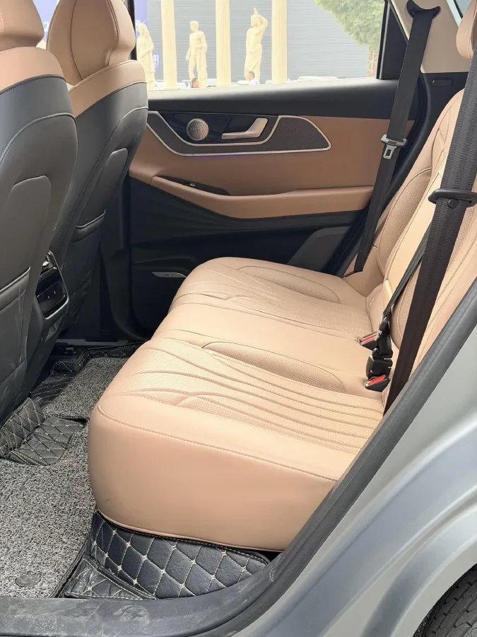 2024 Chery Tiggo8L 2.0T 254HP L4 8AT,autocango,china used car exporter,china ev exporter,chinese used car exporter,chinese used ev exporter