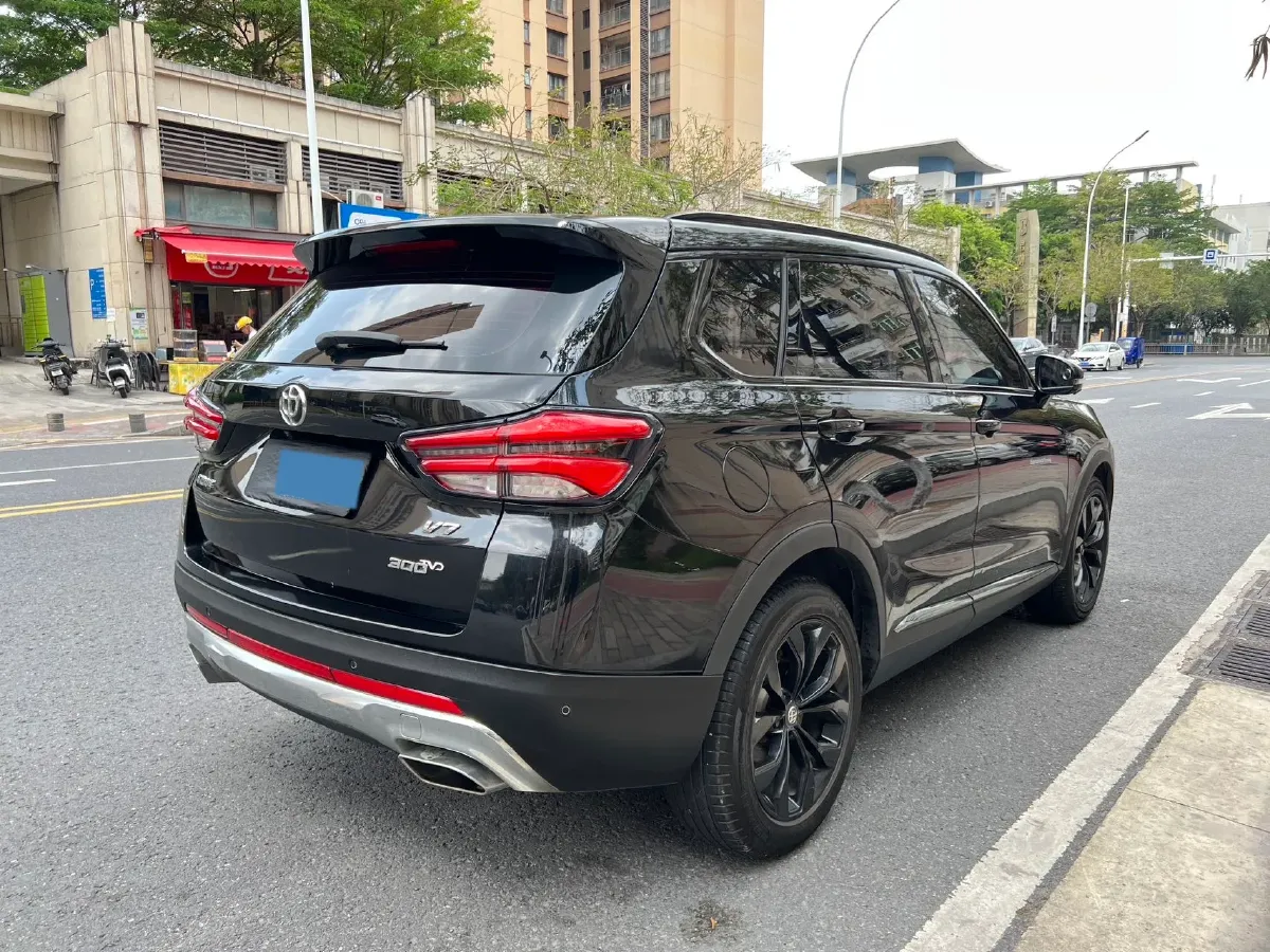 2019 Brilliance Auto V7 1.8T 231HP L4 7DCT,autocango,china used car exporter,china ev exporter,chinese used car exporter,chinese used ev exporter