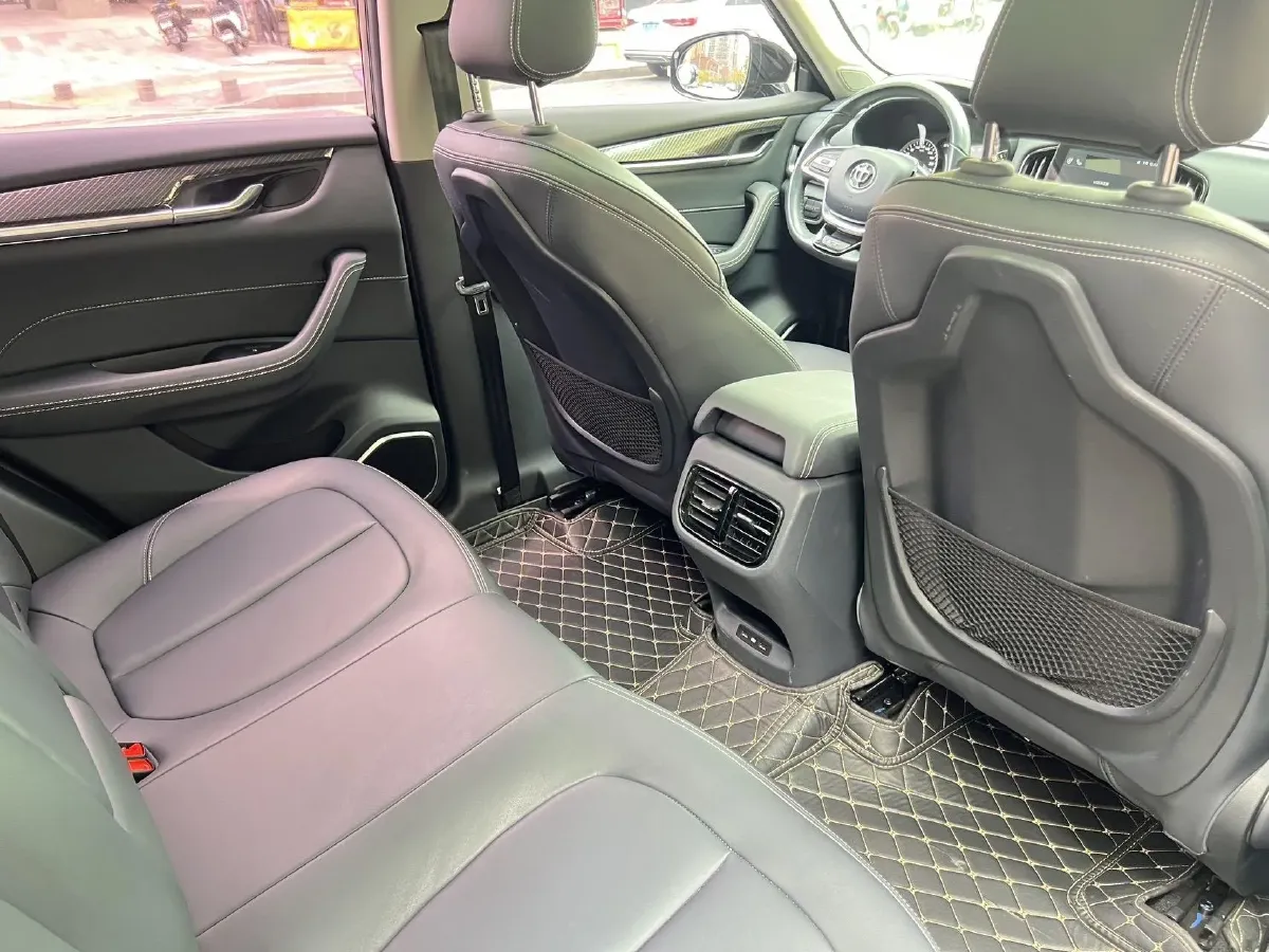 2019 Brilliance Auto V7 1.8T 231HP L4 7DCT,autocango,china used car exporter,china ev exporter,chinese used car exporter,chinese used ev exporter