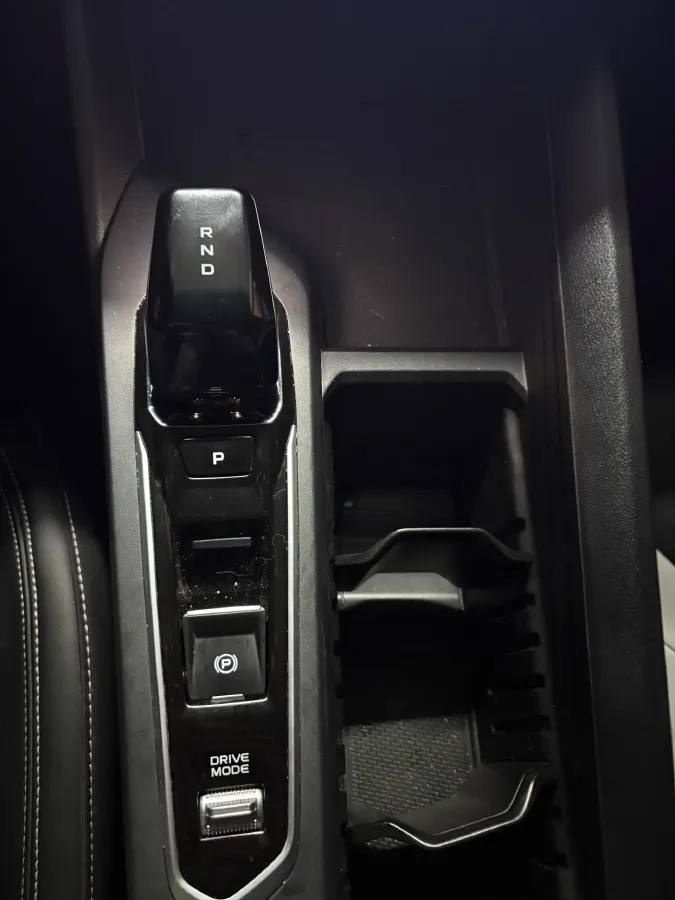 2024 Geely Binray 1.5T 181HP L4 7DCT,autocango,china used car exporter,china ev exporter,chinese used car exporter,chinese used ev exporter