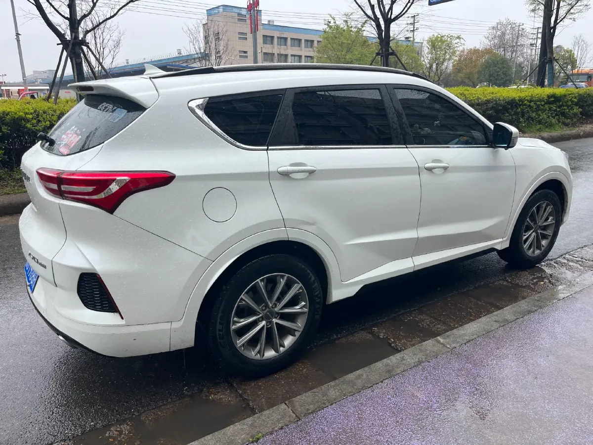 2020 Jetour X70 1.5T 156HP L4 6MT,autocango,china used car exporter,china ev exporter,chinese used car exporter,chinese used ev exporter