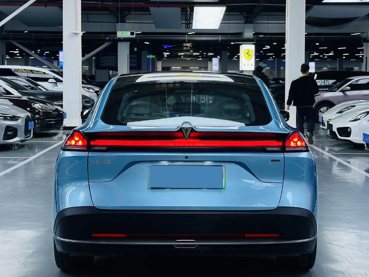 2024 Deepal L07 1.5L 98HP L4 REEV 28.39KWH,autocango,china used car exporter,china ev exporter,chinese used car exporter,chinese used ev exporter