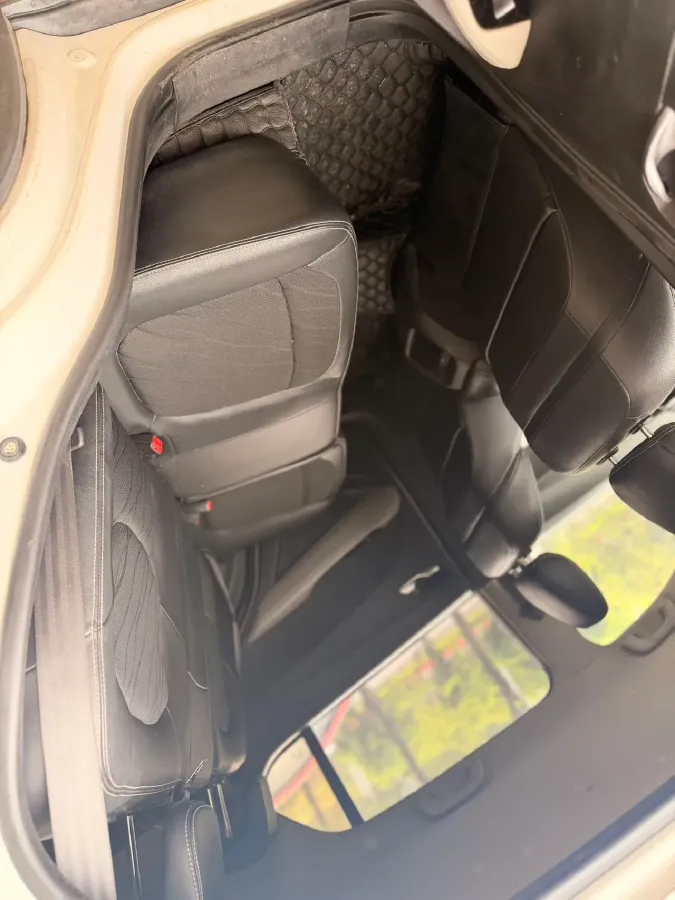 2017 HaiMa S5 Young Edition 1.6L 122HP L4 5MT,autocango,china used car exporter,china ev exporter,chinese used car exporter,chinese used ev exporter