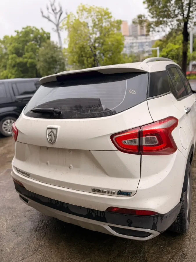 2017 HaiMa S5 Young Edition 1.6L 122HP L4 5MT,autocango,china used car exporter,china ev exporter,chinese used car exporter,chinese used ev exporter