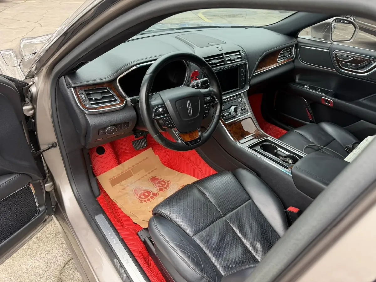 2018 Lincoln Continental 2.0T 261HP L4 6AT,autocango,china used car exporter,china ev exporter,chinese used car exporter,chinese used ev exporter