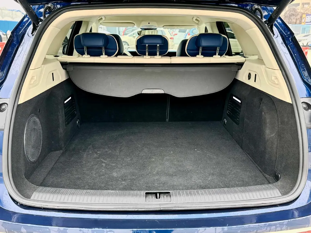 2021 Voyah FREE BEV 88KWH,autocango,china used car exporter,china ev exporter,chinese used car exporter,chinese used ev exporter