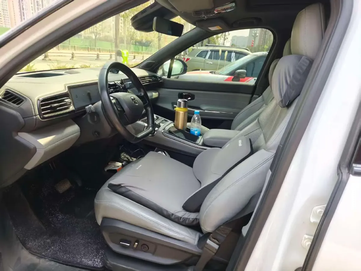 2022 NIO ES8 BEV 75KWH,autocango,china used car exporter,china ev exporter,chinese used car exporter,chinese used ev exporter