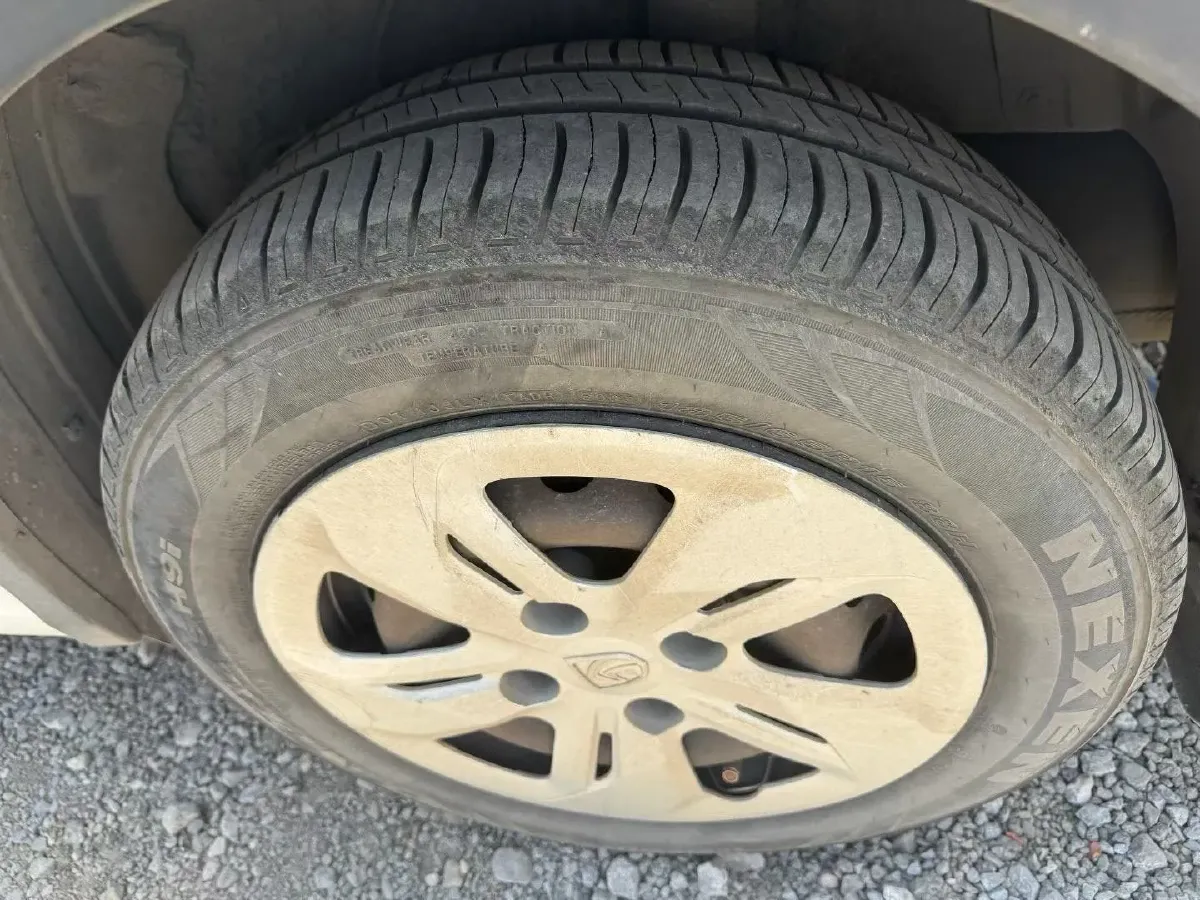 2017 BaoJun 310W 1.5L 112HP L4 6MT,autocango,china used car exporter,china ev exporter,chinese used car exporter,chinese used ev exporter