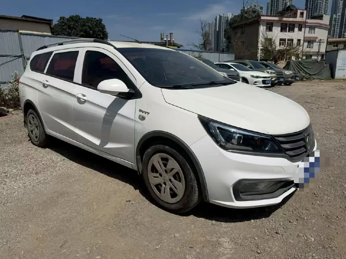 2017 BaoJun 310W 1.5L 112HP L4 6MT,autocango,china used car exporter,china ev exporter,chinese used car exporter,chinese used ev exporter