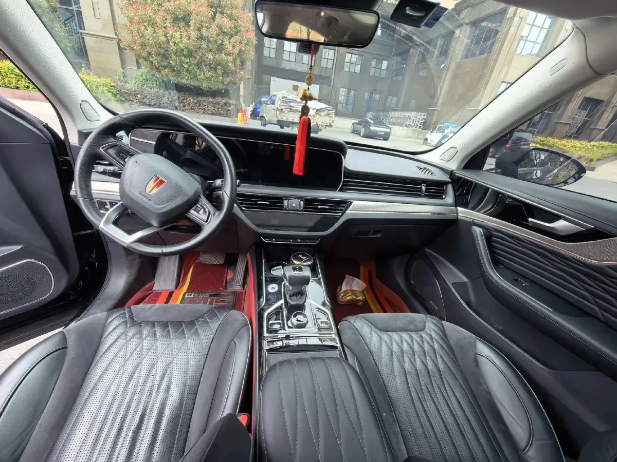 2019 HongQi HS5 2.0T 224HP L4 6AT,autocango,china used car exporter,china ev exporter,chinese used car exporter,chinese used ev exporter