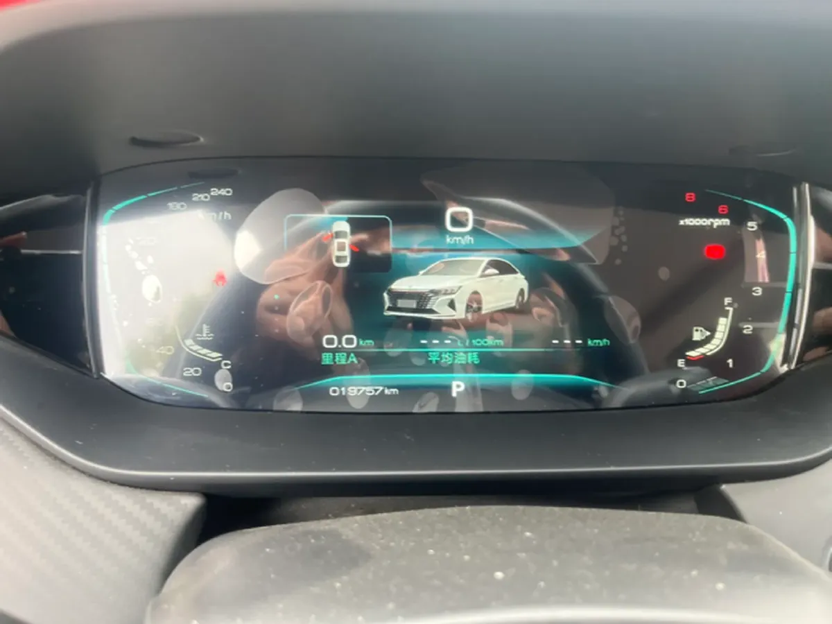 2021 DongFeng Aeolus YiXuan MAX 1.5T 190HP L4 7DCT,autocango,china used car exporter,china ev exporter,chinese used car exporter,chinese used ev exporter