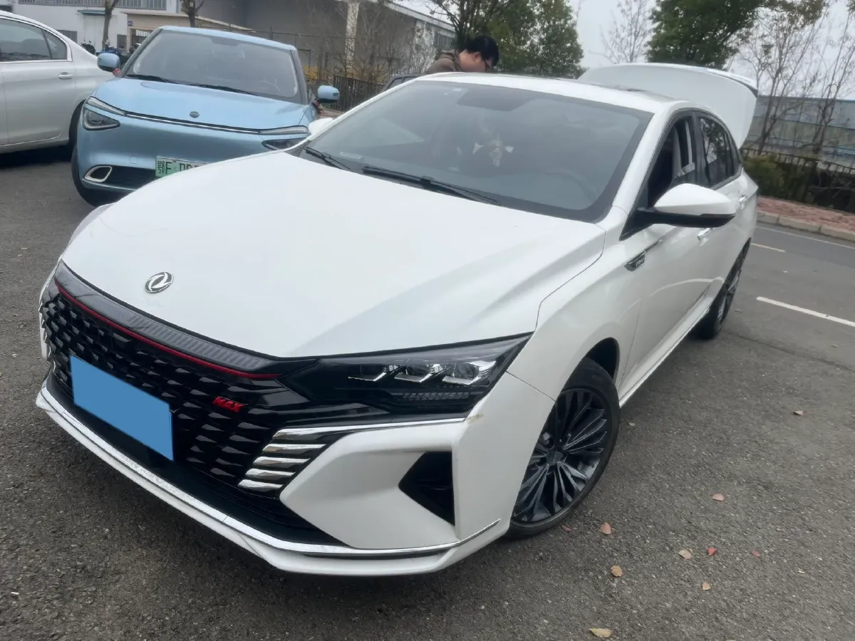 2021 DongFeng Aeolus YiXuan MAX 1.5T 190HP L4 7DCT,autocango,china used car exporter,china ev exporter,chinese used car exporter,chinese used ev exporter