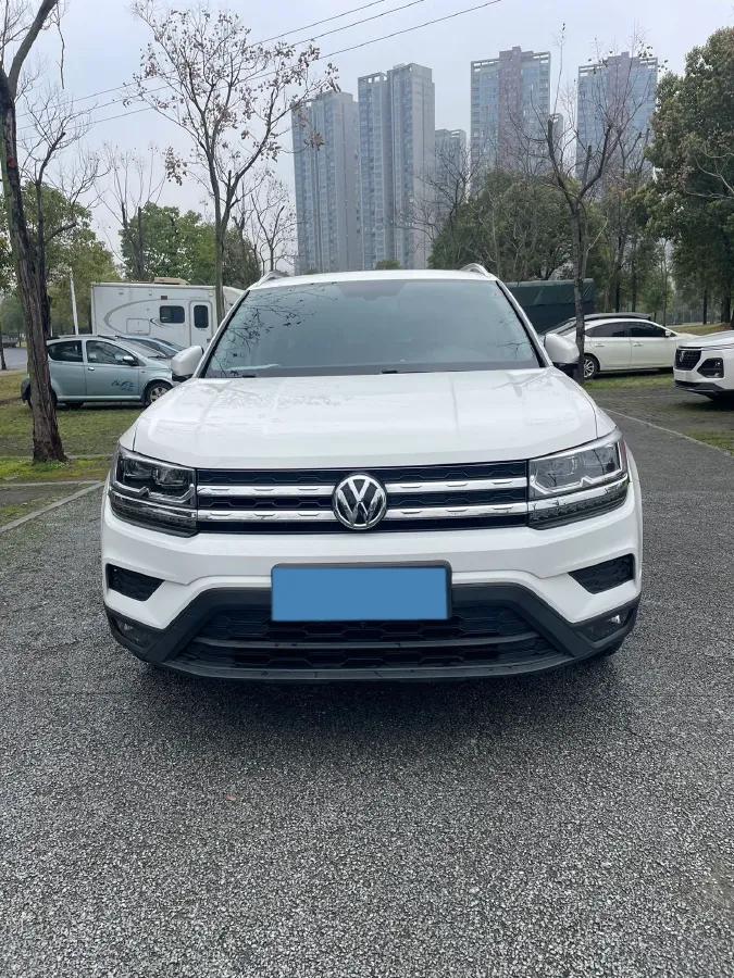 2021 Volkswagen Tharu 1.4T 150HP L4 7DCT,autocango,china used car exporter,china ev exporter,chinese used car exporter,chinese used ev exporter