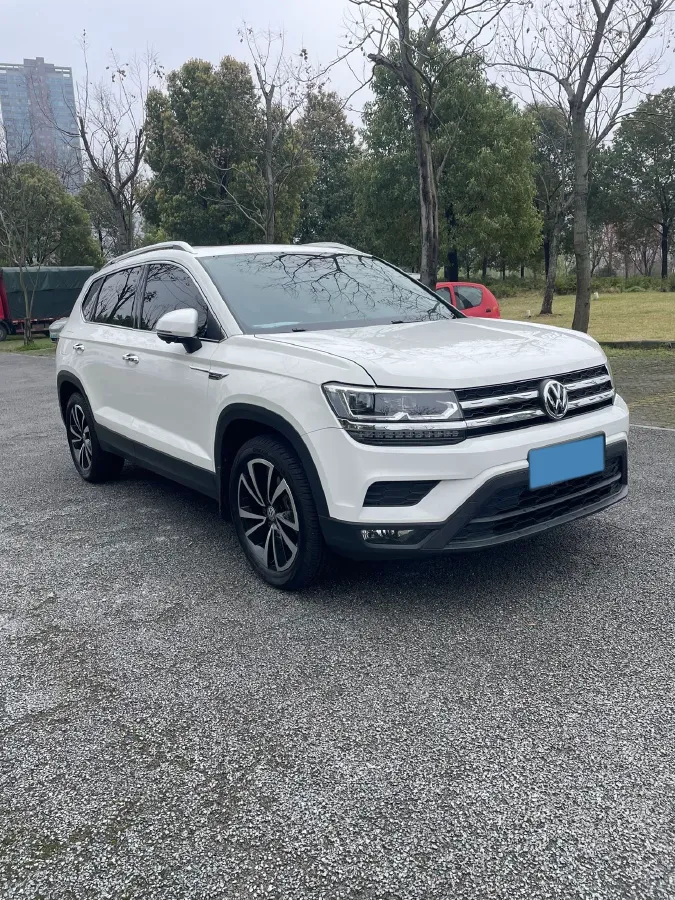 2021 Volkswagen Tharu 1.4T 150HP L4 7DCT,autocango,china used car exporter,china ev exporter,chinese used car exporter,chinese used ev exporter