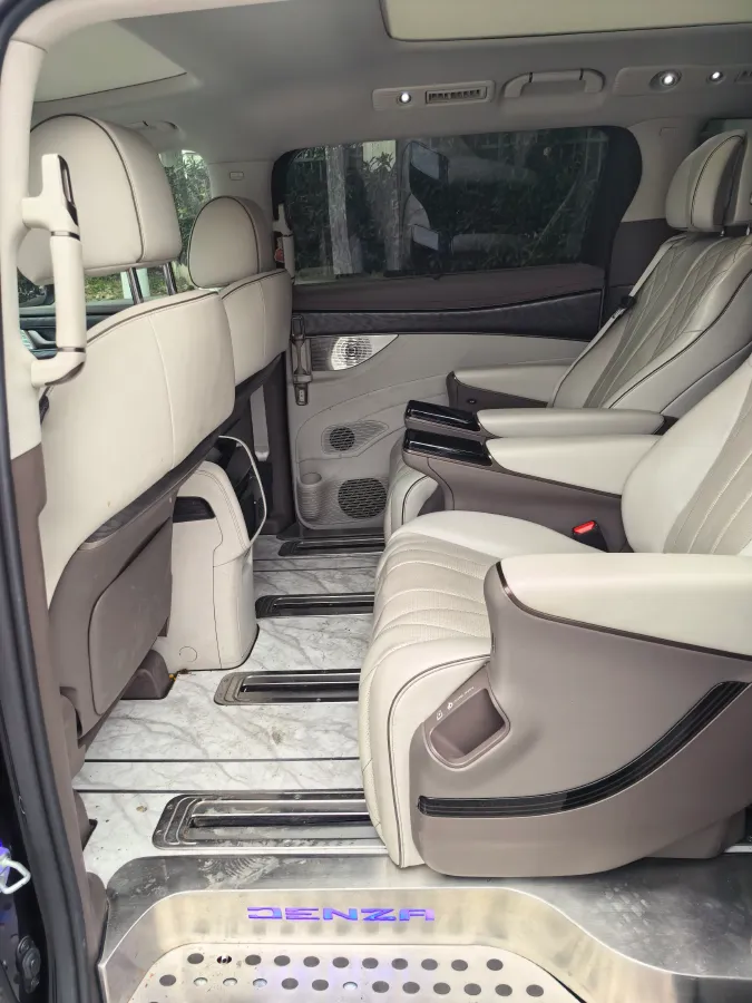 2022 HongQi HS7 3.0T 337HP V6 8AT,autocango,china used car exporter,china ev exporter,chinese used car exporter,chinese used ev exporter