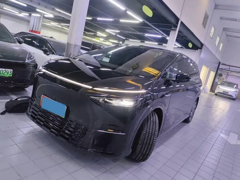 2024 Xpeng X9 BEV 101.5KWH,autocango,china used car exporter,china ev exporter,chinese used car exporter,chinese used ev exporter