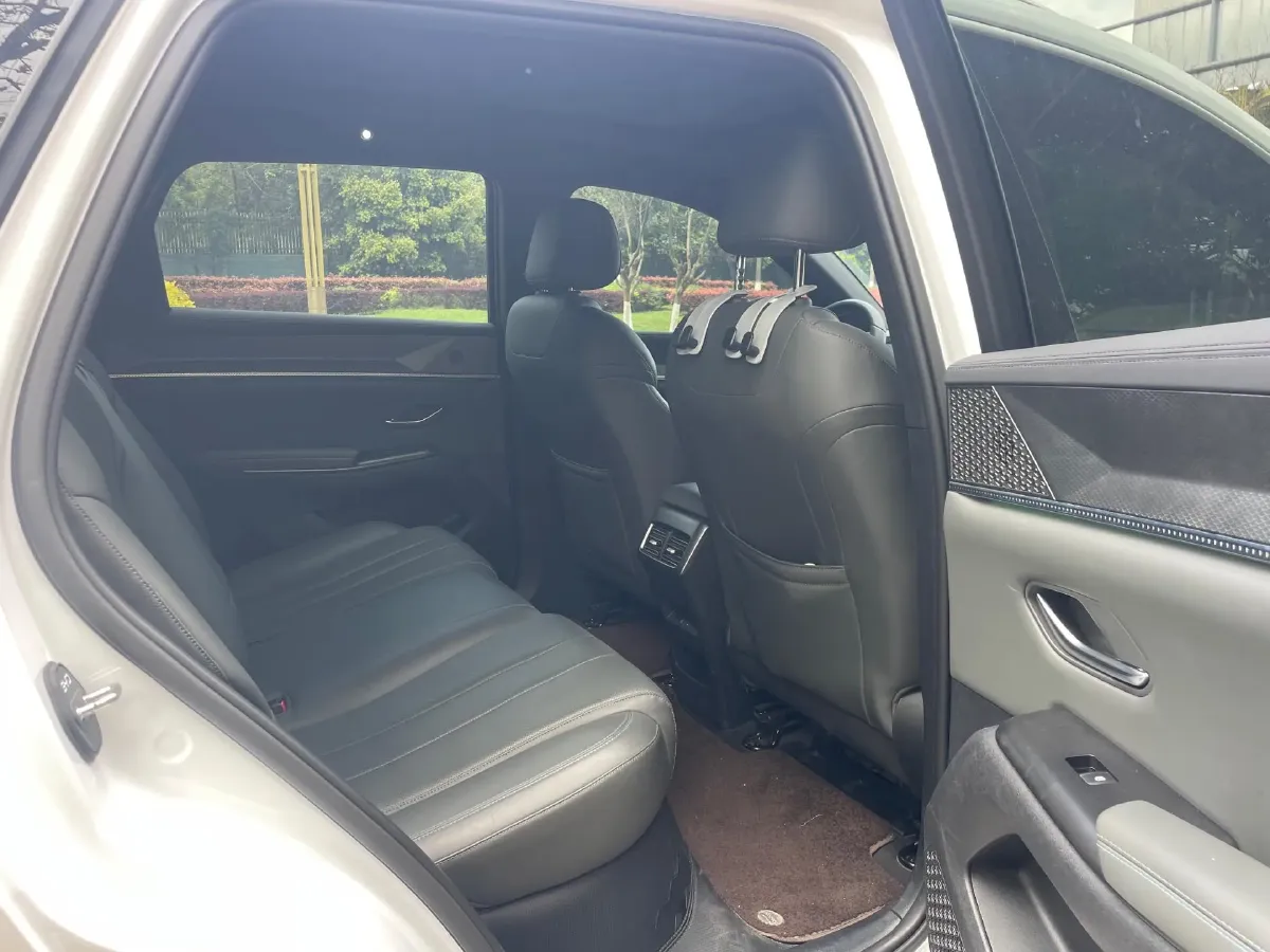 2025 BYD Song Pro 1.5L 101HP L4 E-CVT PHEV 12.9KWH,autocango,china used car exporter,china ev exporter,chinese used car exporter,chinese used ev exporter