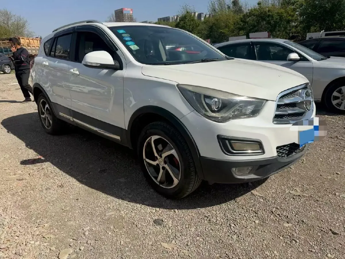 2017 HaiMa S5 1.6L 122HP L4 5MT,autocango,china used car exporter,china ev exporter,chinese used car exporter,chinese used ev exporter