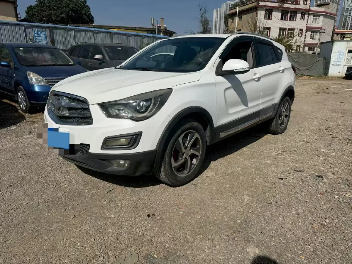 2017 HaiMa S5 1.6L 122HP L4 5MT,autocango,china used car exporter,china ev exporter,chinese used car exporter,chinese used ev exporter