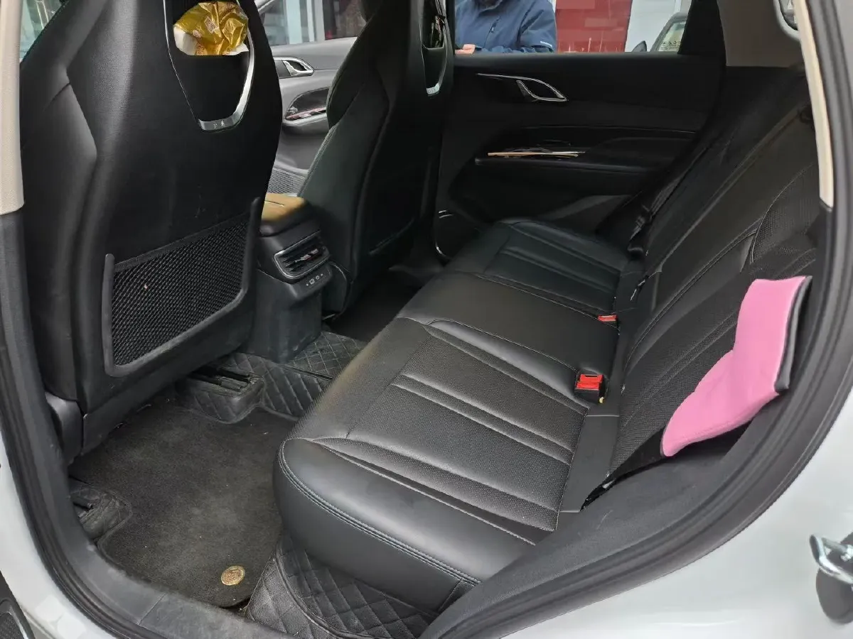 2025 HongQi HS3 1.5T 150HP L4 1DHT PHEV,autocango,china used car exporter,china ev exporter,chinese used car exporter,chinese used ev exporter