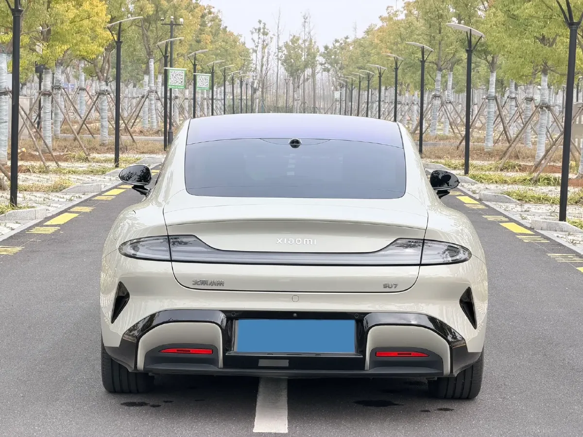 2024 MI SU7 BEV 73.6KWH,autocango,china used car exporter,china ev exporter,chinese used car exporter,chinese used ev exporter