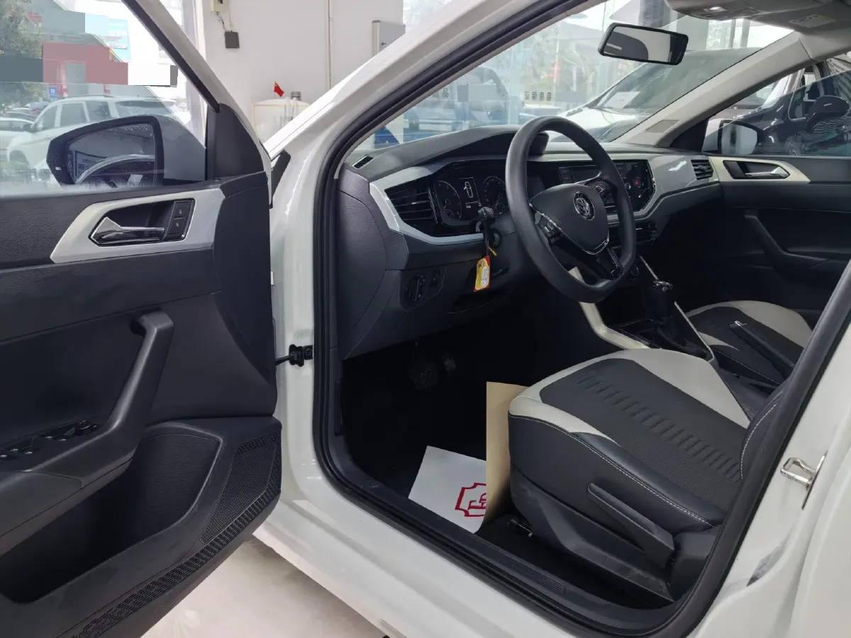 2019 Volkswagen Polo 1.5L 113HP L4 6AT,autocango,china used car exporter,china ev exporter,chinese used car exporter,chinese used ev exporter