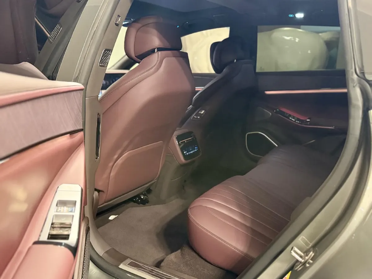 2024 Denza DenzaZ9GT 2.0T 207HP L4 E-CVT PHEV 38.5KWH,autocango,china used car exporter,china ev exporter,chinese used car exporter,chinese used ev exporter