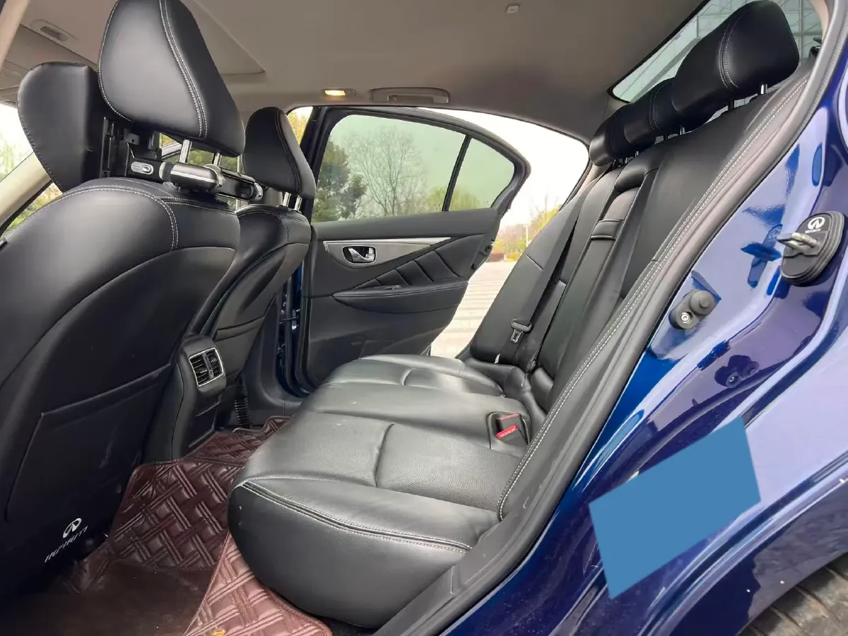 2018 Jeep Grand Commander 2.0T 265HP L4 9AT,autocango,china used car exporter,china ev exporter,chinese used car exporter,chinese used ev exporter