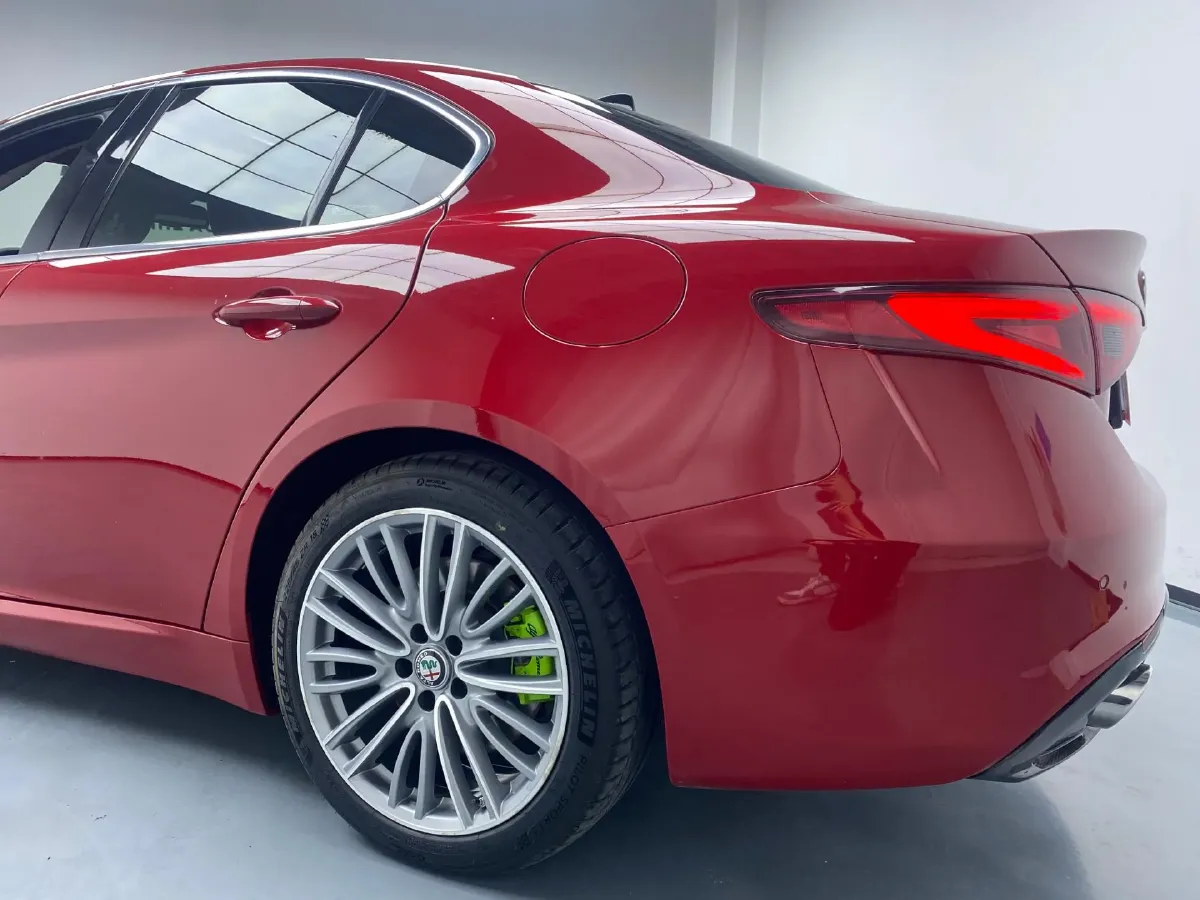 2017 Ford Mustang 2.3T 314HP L4 6AT,autocango,china used car exporter,china ev exporter,chinese used car exporter,chinese used ev exporter