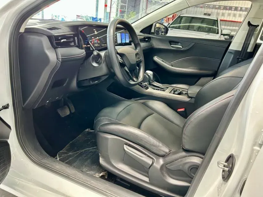 2024 Roewe i5 1.5L 129HP L4 CVT,autocango,china used car exporter,china ev exporter,chinese used car exporter,chinese used ev exporter