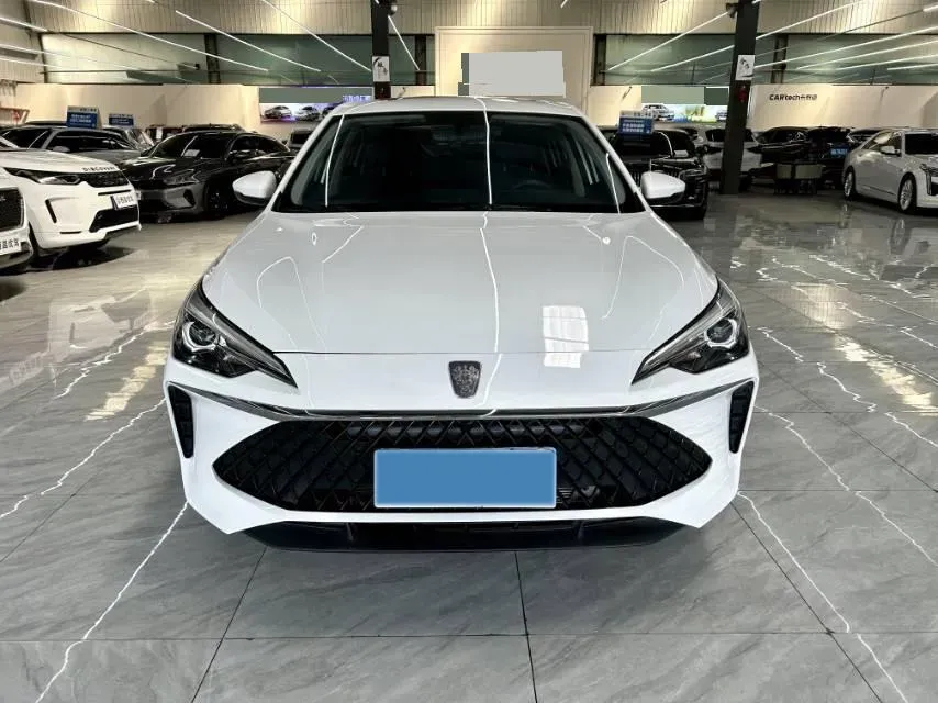 2024 Roewe i5 1.5L 129HP L4 CVT,autocango,china used car exporter,china ev exporter,chinese used car exporter,chinese used ev exporter