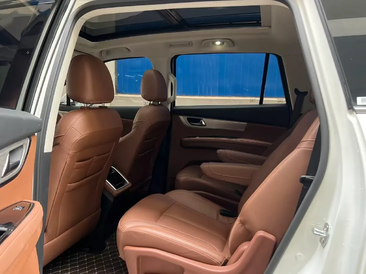 2020 HaiMa 7X 1.6T 195HP L4 6AT,autocango,china used car exporter,china ev exporter,chinese used car exporter,chinese used ev exporter