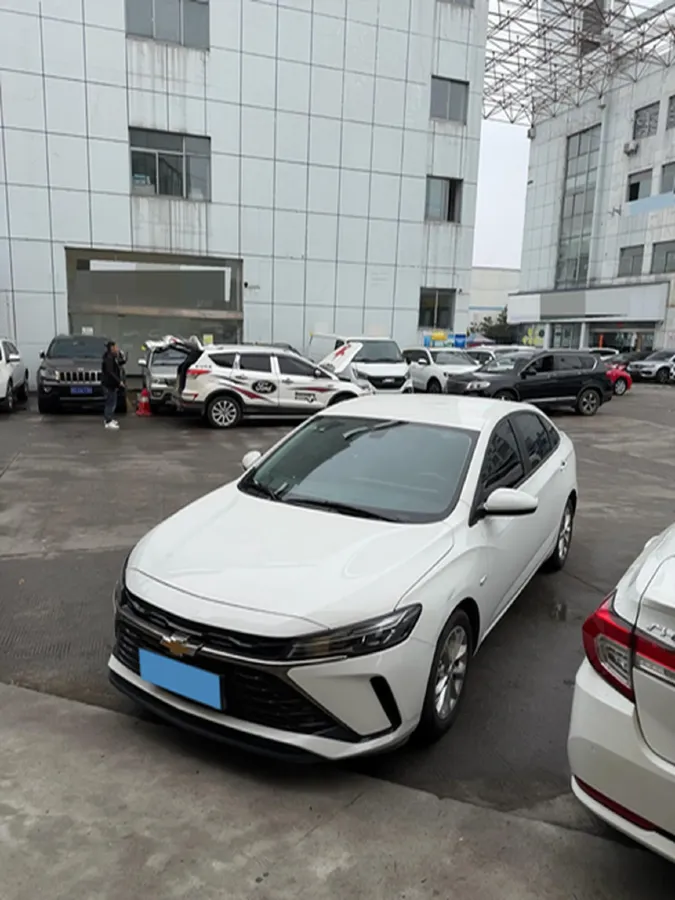 2023 Chevrolet Monza 1.5L 113HP L4 6DCT,autocango,china used car exporter,china ev exporter,chinese used car exporter,chinese used ev exporter