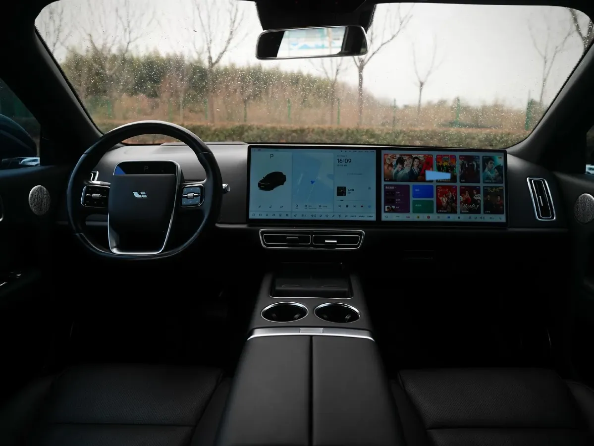 2023 Li L8 Range Extended 154HP REEV 40.9KWH,autocango,china used car exporter,china ev exporter,chinese used car exporter,chinese used ev exporter