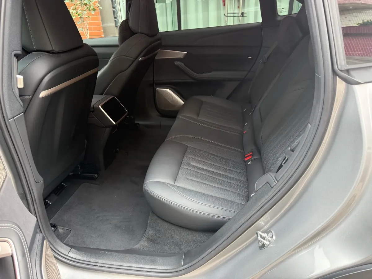 2024 ONVO L60 BEV 60KWH,autocango,china used car exporter,china ev exporter,chinese used car exporter,chinese used ev exporter