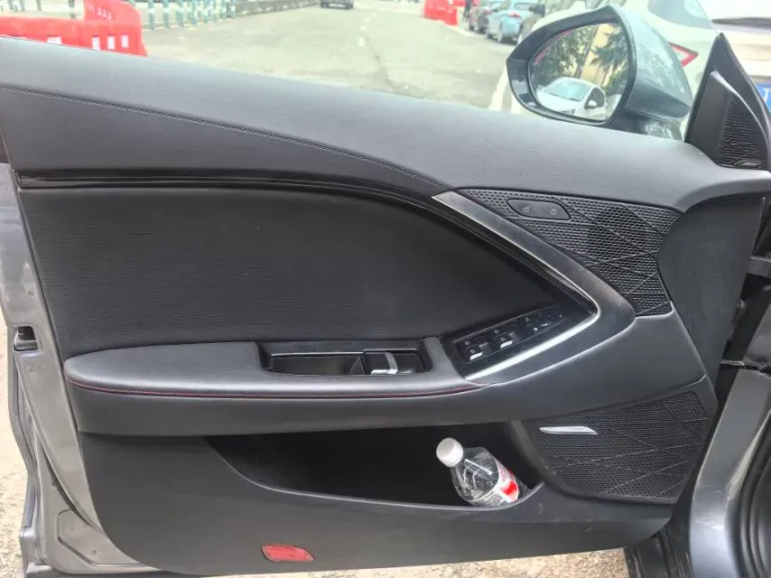 2023 MG 7 2.0T 261HP L4 9AT,autocango,china used car exporter,china ev exporter,chinese used car exporter,chinese used ev exporter