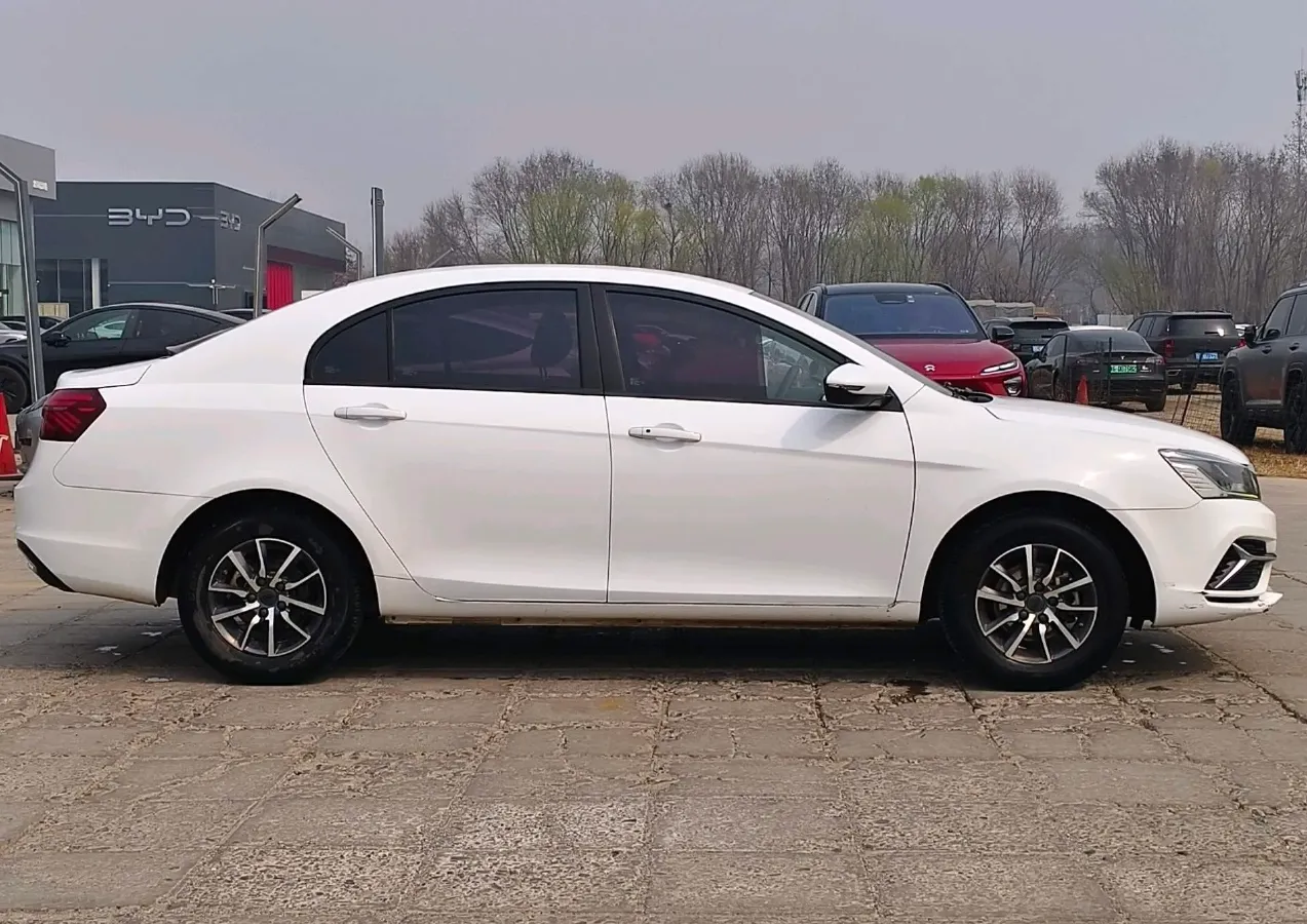 2019 Geely Emgrand 1.5L 109HP L4 5MT,autocango,china used car exporter,china ev exporter,chinese used car exporter,chinese used ev exporter