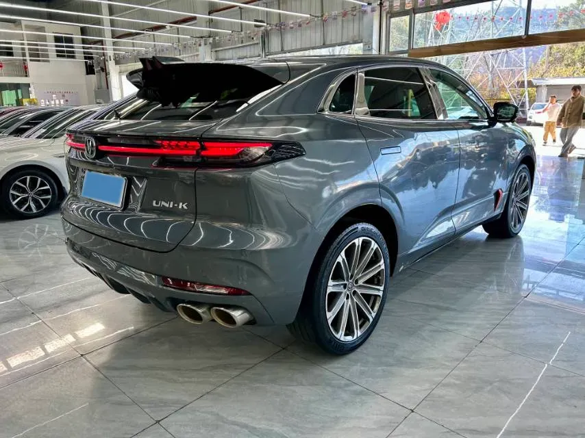 2021 ChangAn UNI-K 2.0T 233HP L4 8AT,autocango,china used car exporter,china ev exporter,chinese used car exporter,chinese used ev exporter