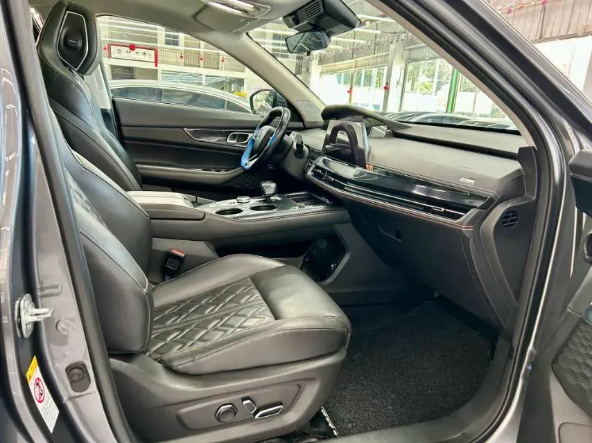 2021 ChangAn UNI-K 2.0T 233HP L4 8AT,autocango,china used car exporter,china ev exporter,chinese used car exporter,chinese used ev exporter