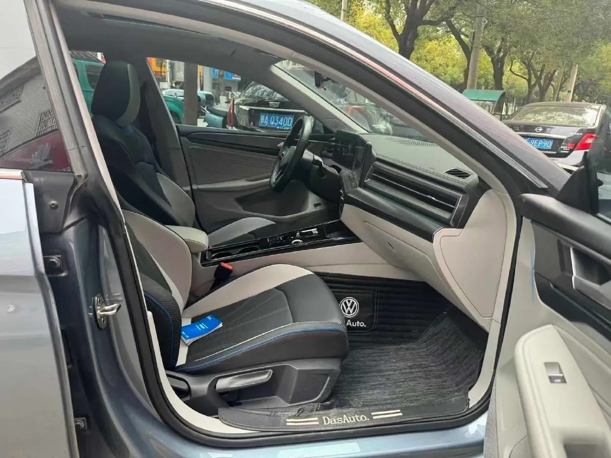 2023 Volkswagen Lamando 1.4T 150HP L4 7DCT,autocango,china used car exporter,china ev exporter,chinese used car exporter,chinese used ev exporter