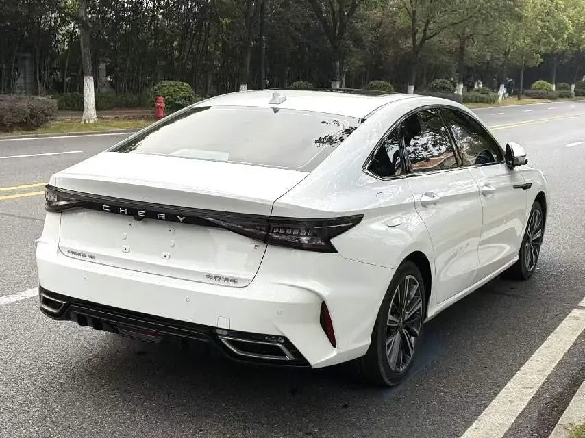 2022 Chery Arrizo 8 1.6T 197HP L4 7DCT,autocango,china used car exporter,china ev exporter,chinese used car exporter,chinese used ev exporter