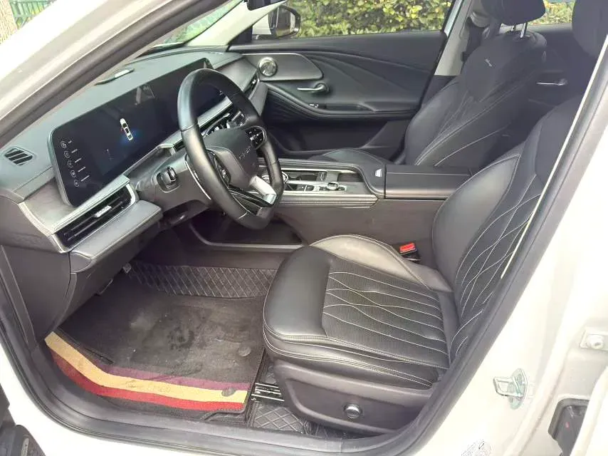 2022 Chery Arrizo 8 1.6T 197HP L4 7DCT,autocango,china used car exporter,china ev exporter,chinese used car exporter,chinese used ev exporter