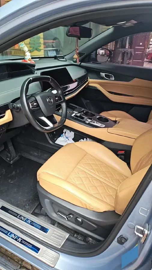 2021 ChangAn UNI-K 2.0T 233HP L4 8AT,autocango,china used car exporter,china ev exporter,chinese used car exporter,chinese used ev exporter