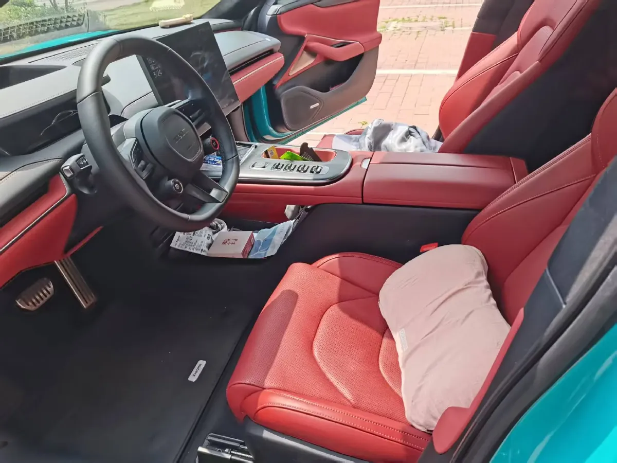 2024 MI SU7 BEV 101KWH,autocango,china used car exporter,china ev exporter,chinese used car exporter,chinese used ev exporter